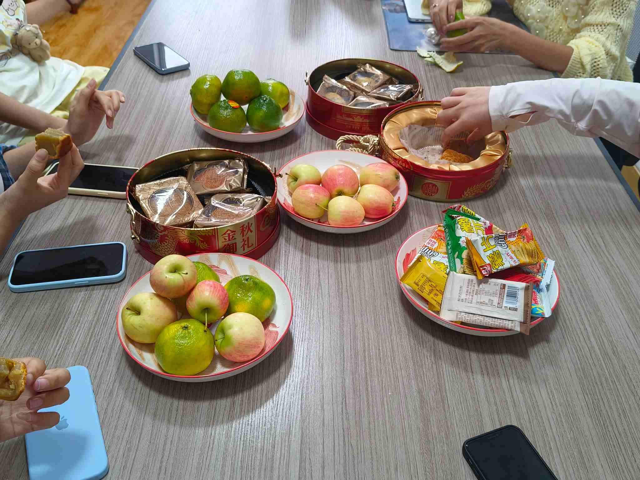 Zemeijia oferece um chá da tarde quente