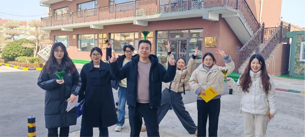 Atividade animada de chute de peteca de Zemeijia.